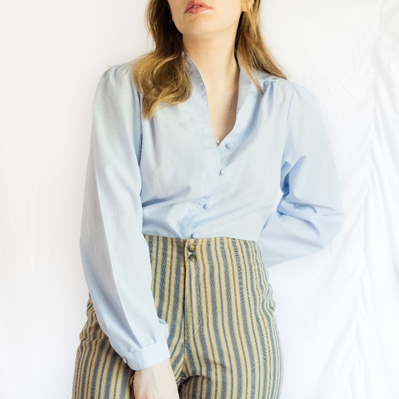 Vintage Tops - Vintage Button Up Blouse